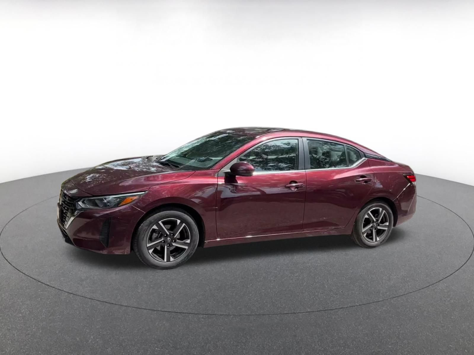 Used 2025 Nissan Sentra SV FWD image 7