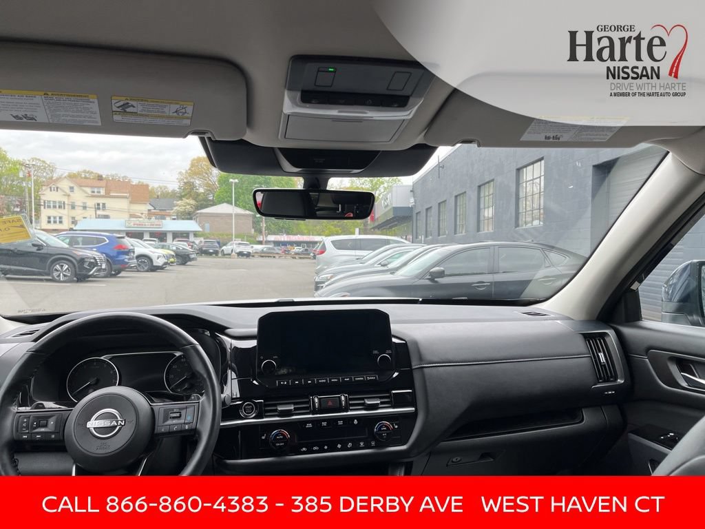 Certified 2024 Nissan Pathfinder SL AWD/4WD image 36