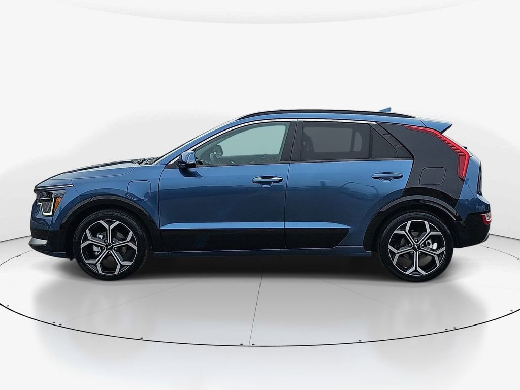 Used 2023 Kia Niro SX Touring FWD image 9