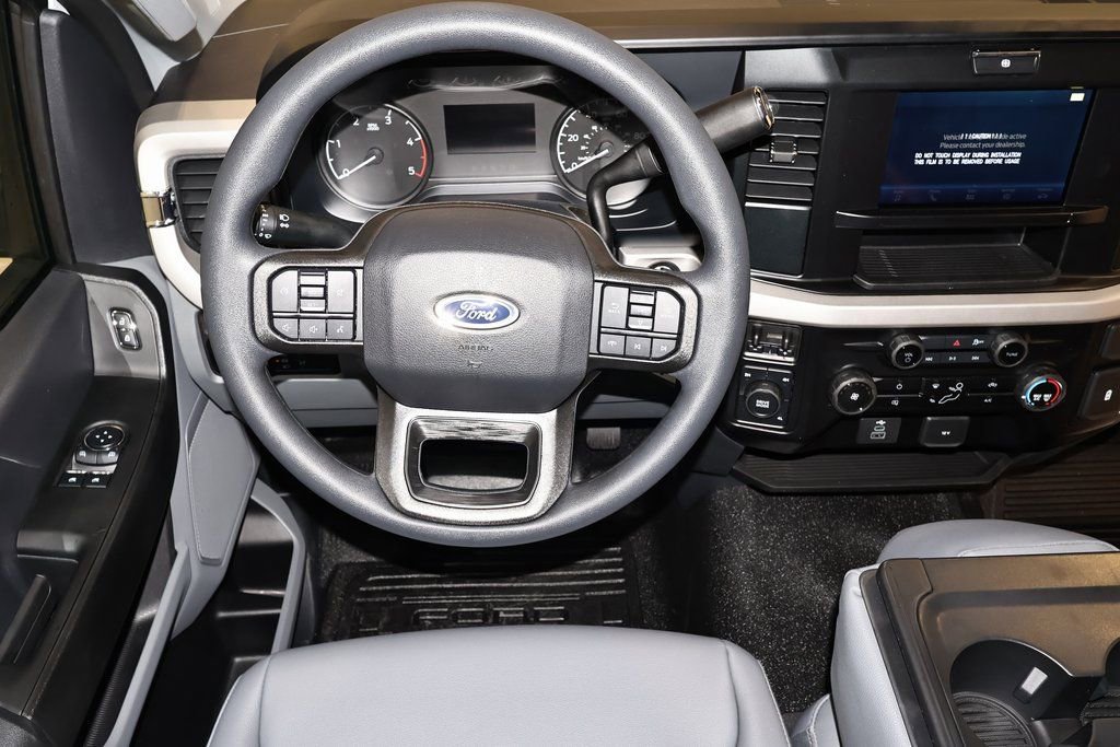 New 2026 Ford F550 4x4 Regular Cab Super Duty image 13