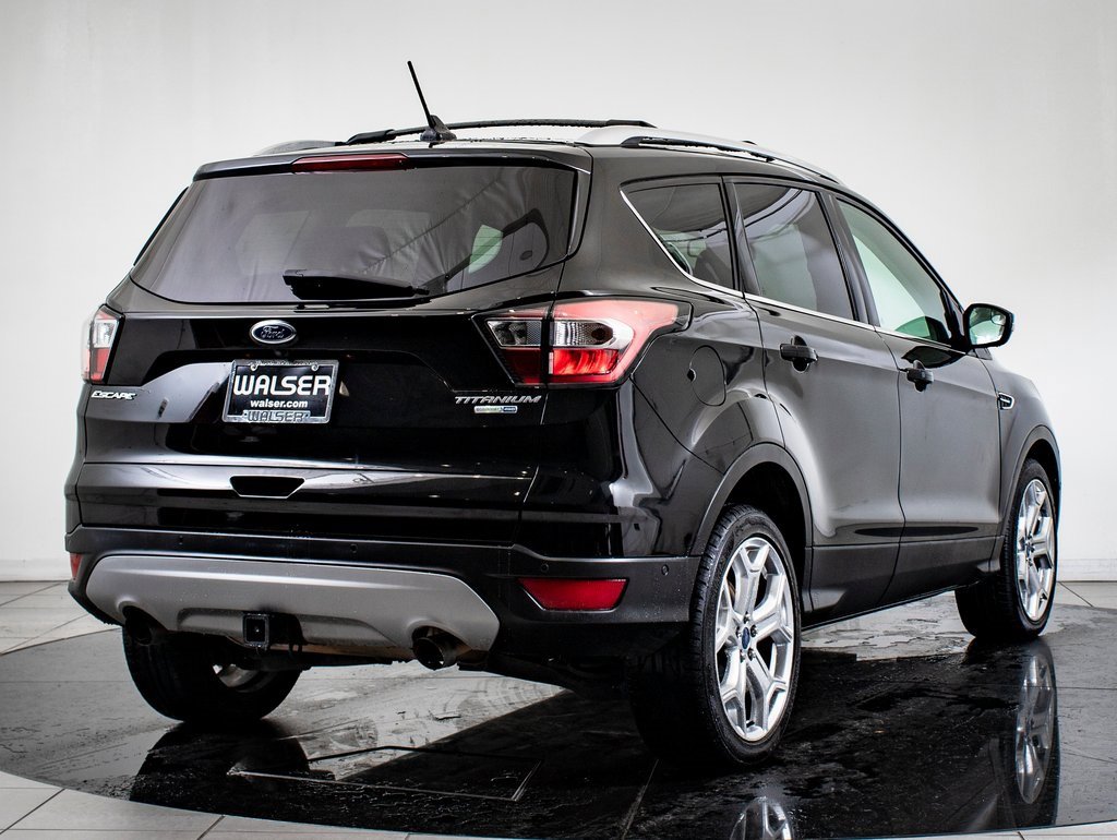Used 2018 Ford Escape Titanium image 7
