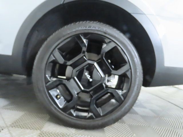 Used 2024 Kia Sorento SX image 32