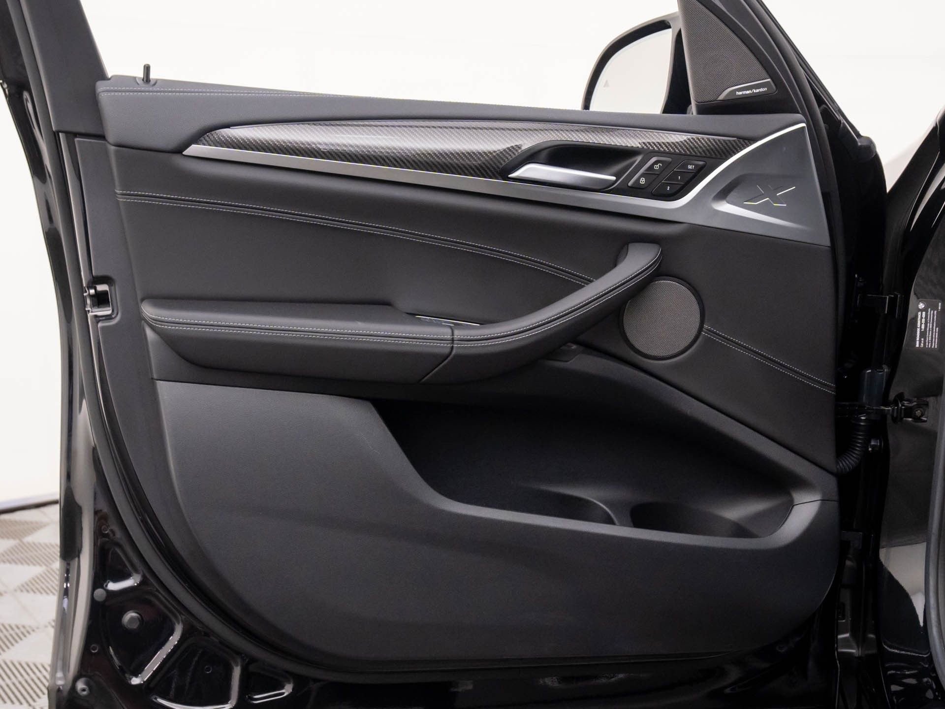 Used 2023 BMW X3 M40i w/ Premium Package image 14