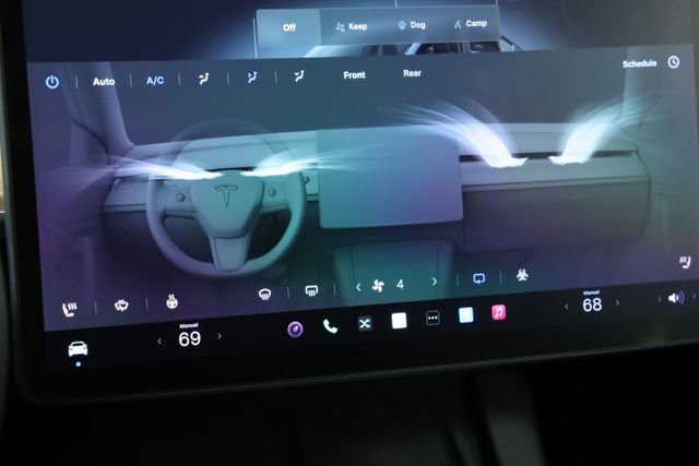 Used 2022 Tesla Model Y Long Range image 19