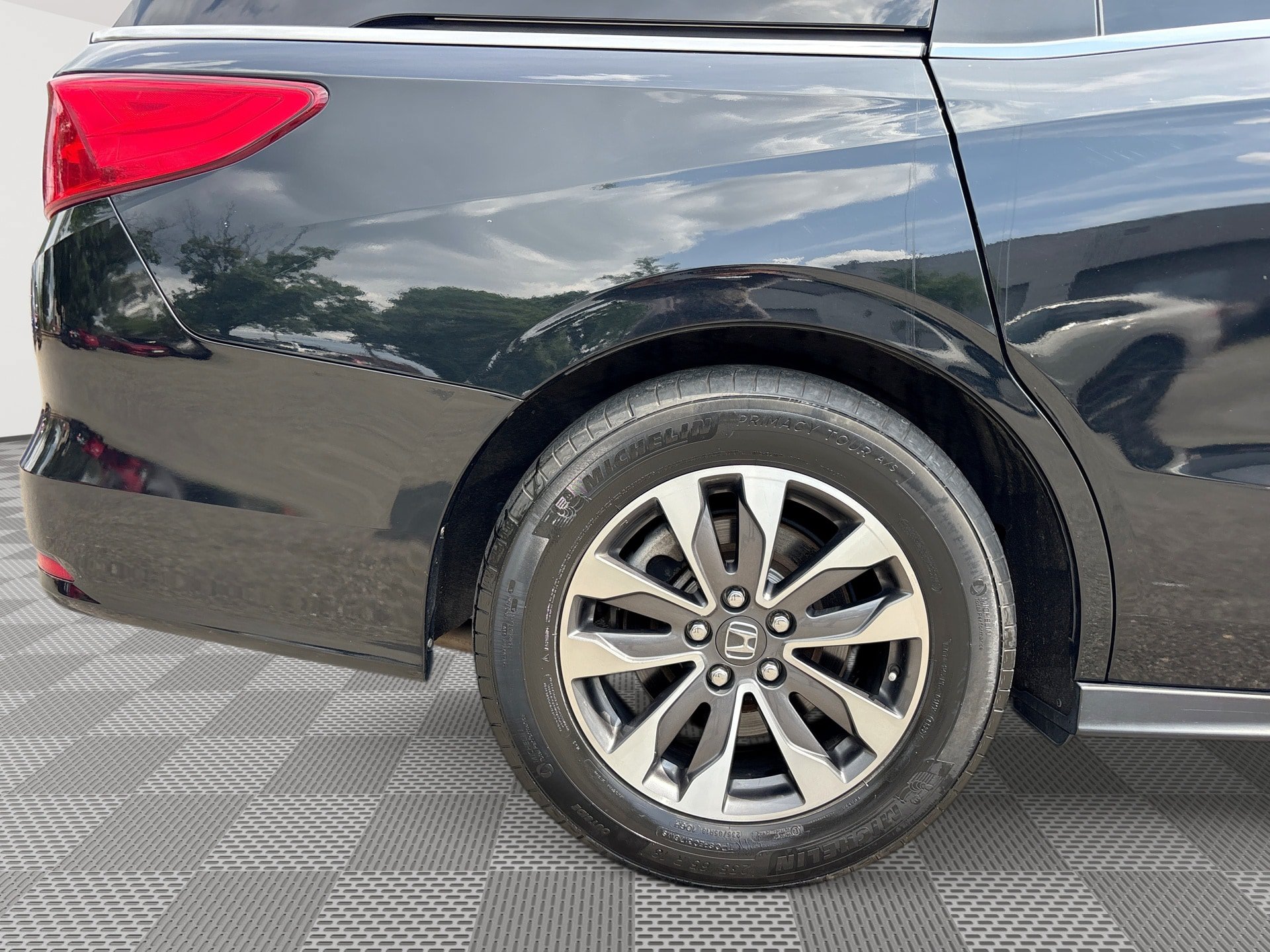 Used 2023 Honda Odyssey EX-L image 30