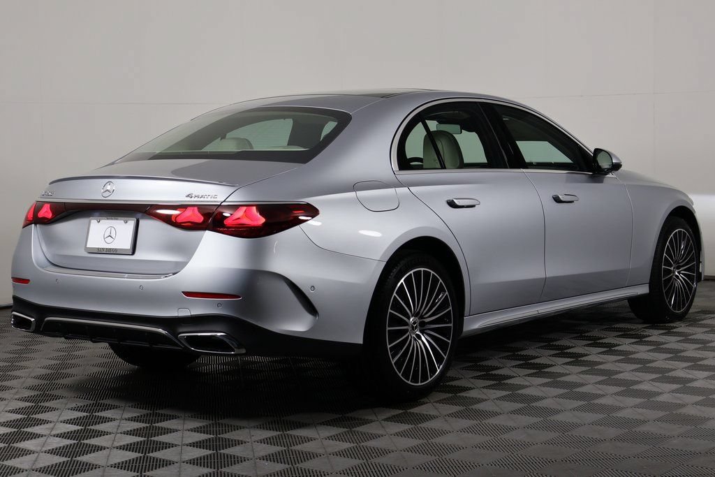 New 2027 Mercedes-Benz E 450 4MATIC Sedan image 2