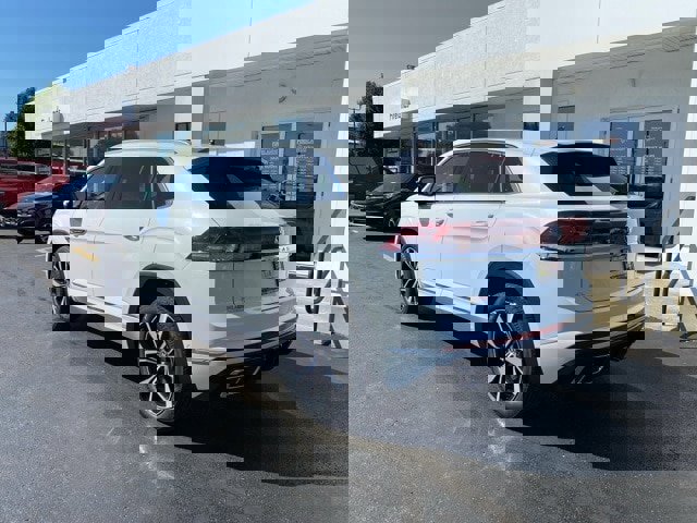 New 2026 Volkswagen Atlas Cross Sport SEL Premium R-Line image 11