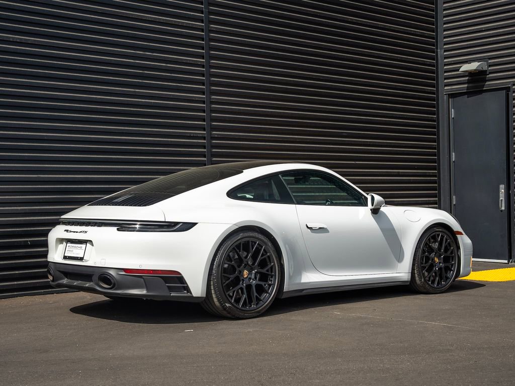 Used 2024 Porsche 911 Carrera GTS image 9