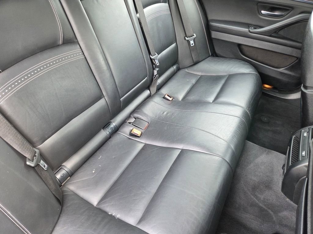 Used 2015 BMW 535i xDrive Sedan AWD/4WD image 5
