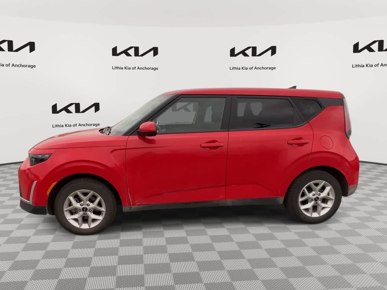 Used 2024 Kia Soul LX w/ Option Group 015 FWD image 5