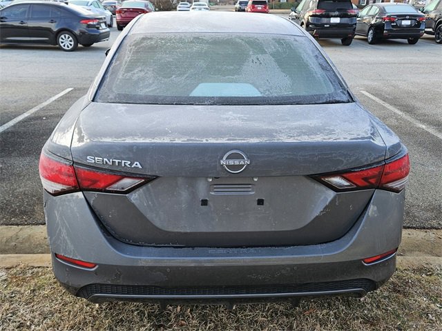 Used 2024 Nissan Sentra S image 7