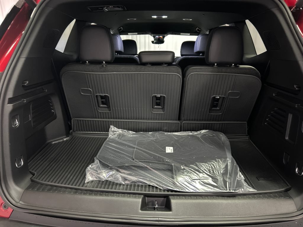 New 2026 GMC Acadia Elevation w/ Elevation Premium Package AWD/4WD image 22