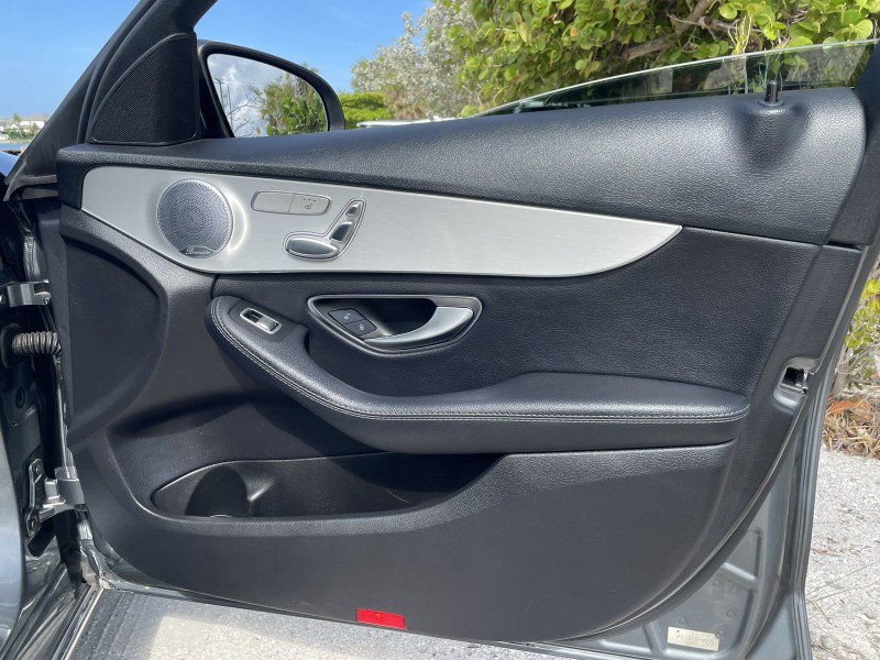 Used 2020 Mercedes-Benz C 300 Sedan w/ Premium Package image 28