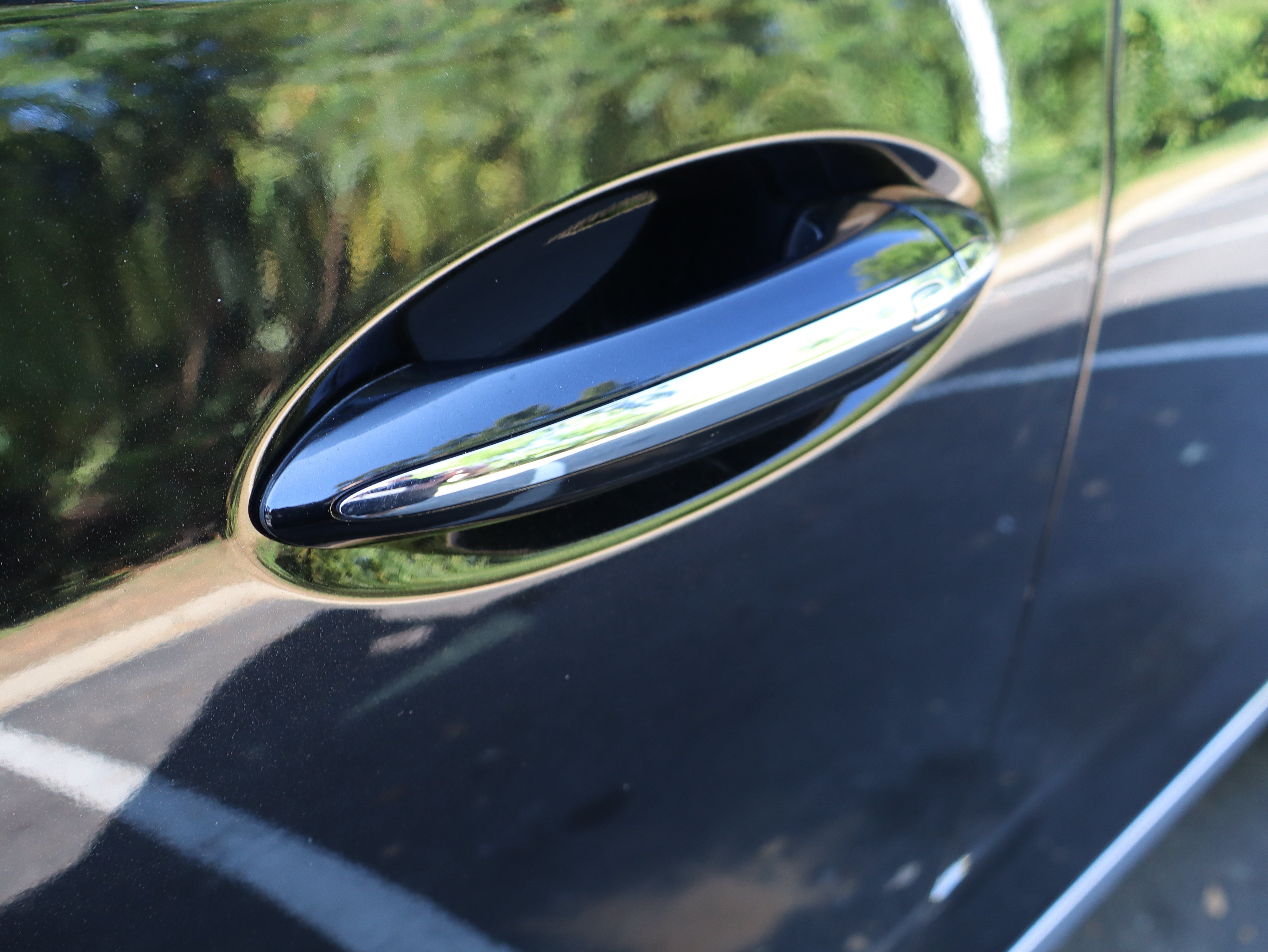 Used 2019 Buick Enclave Essence FWD image 18