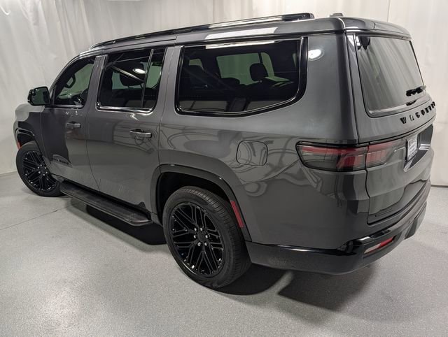 Used 2023 Jeep Wagoneer Series II image 6