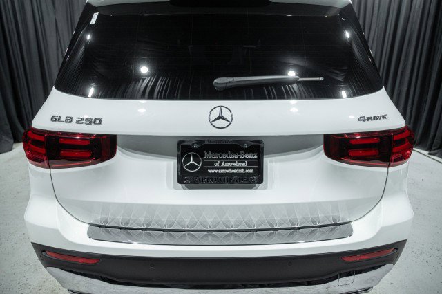 Certified 2026 Mercedes-Benz GLB 250 4MATIC image 6