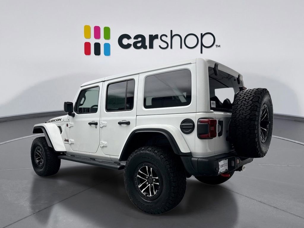 Used 2024 Jeep Wrangler Unlimited Rubicon image 3