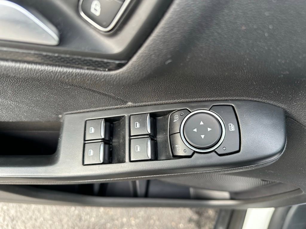 Used 2024 Ford Escape ST-Line Select image 18