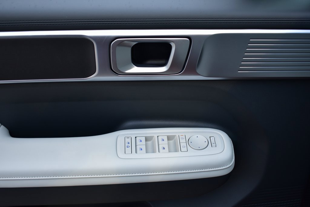 New 2026 Hyundai Santa Fe SEL image 16