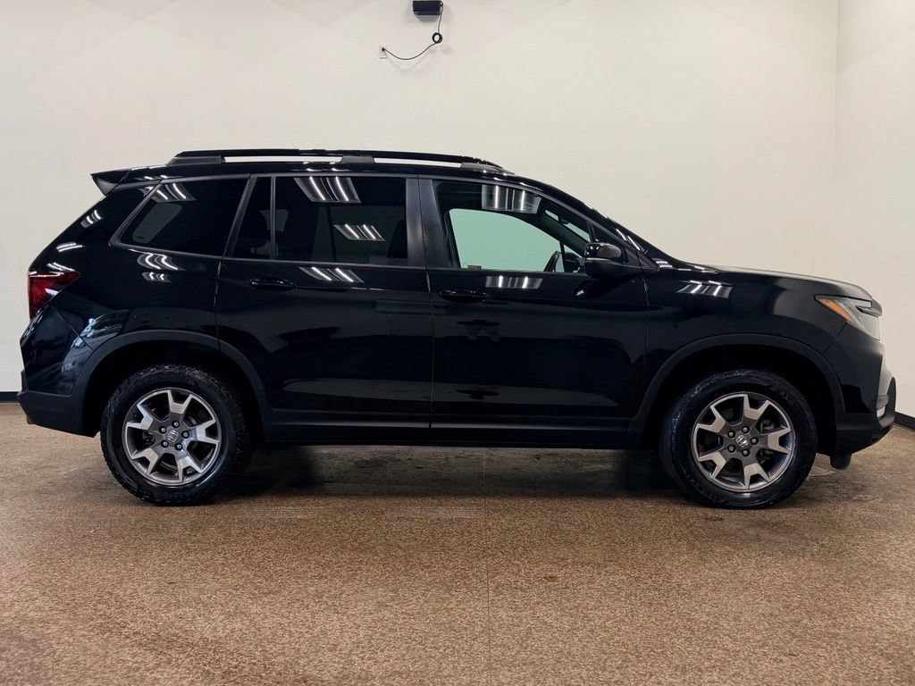Used 2023 Honda Passport TrailSport image 7