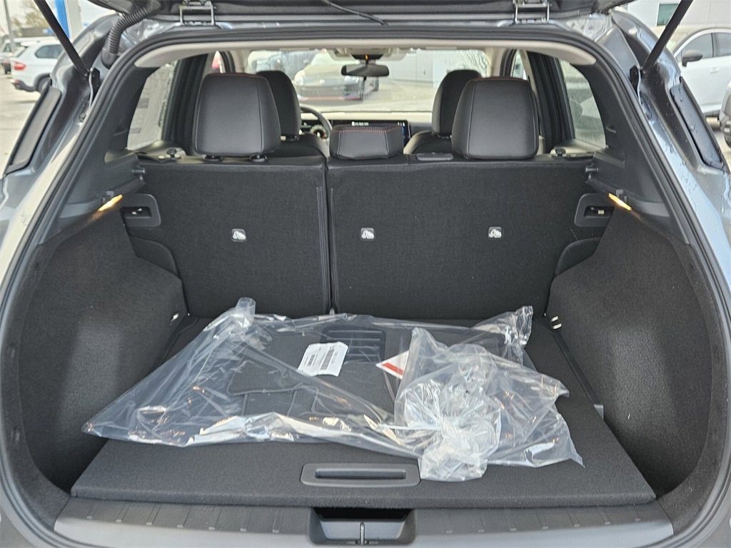 New 2026 Nissan Kicks SR image 11