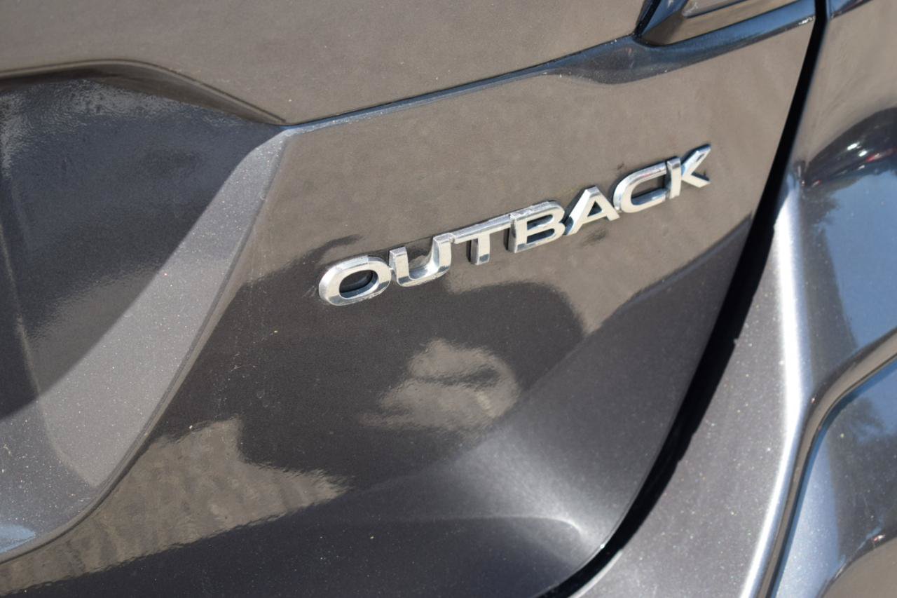 Used 2022 Subaru Outback Limited AWD/4WD image 15