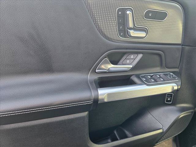 Used 2021 Mercedes-Benz GLB 250 image 22