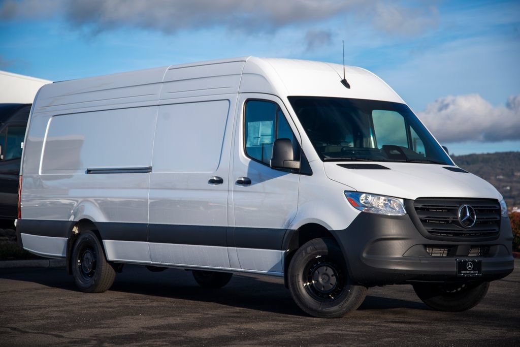 New 2026 Mercedes-Benz Sprinter 2500 image 3
