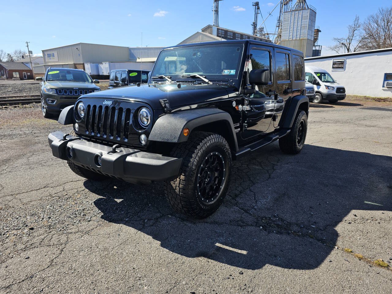 Used 2016 Jeep Wrangler Unlimited Sport w/ Quick Order Package 24S AWD/4WD image 3