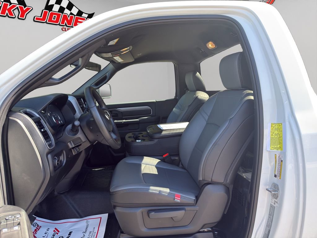 New 2026 RAM 5500 Tradesman w/ Chrome Appearance Group AWD/4WD image 4