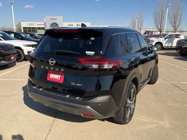 Used 2023 Nissan Rogue SL w/ SL Premium Package image 6