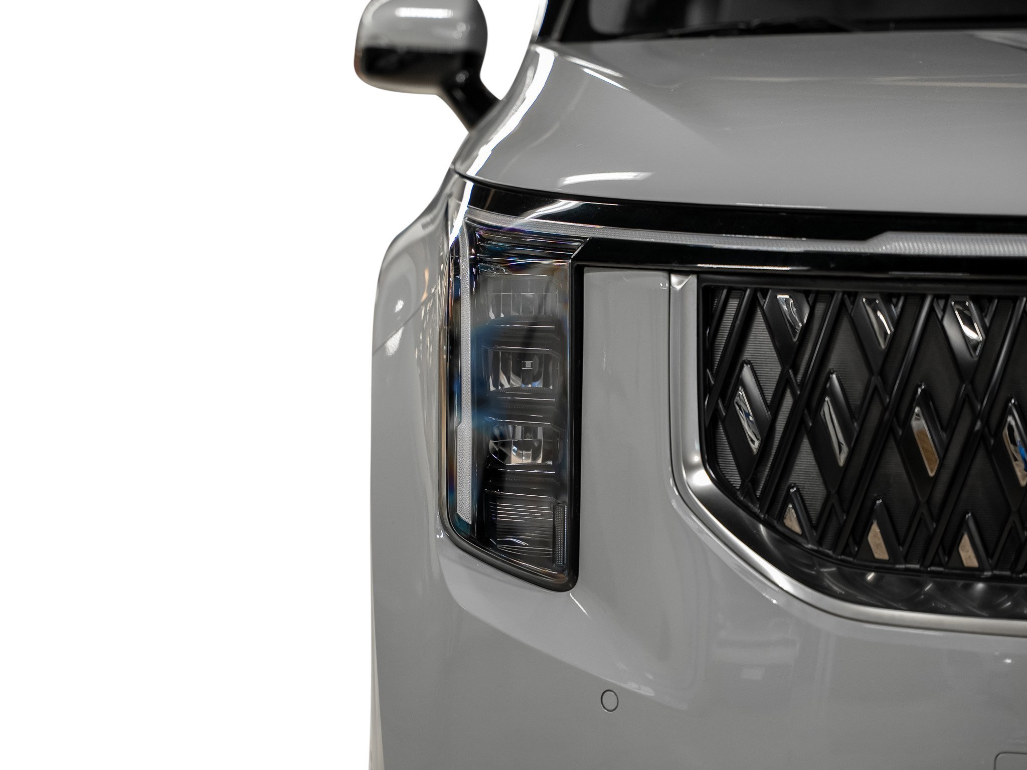 Used 2025 Kia Carnival EX image 8