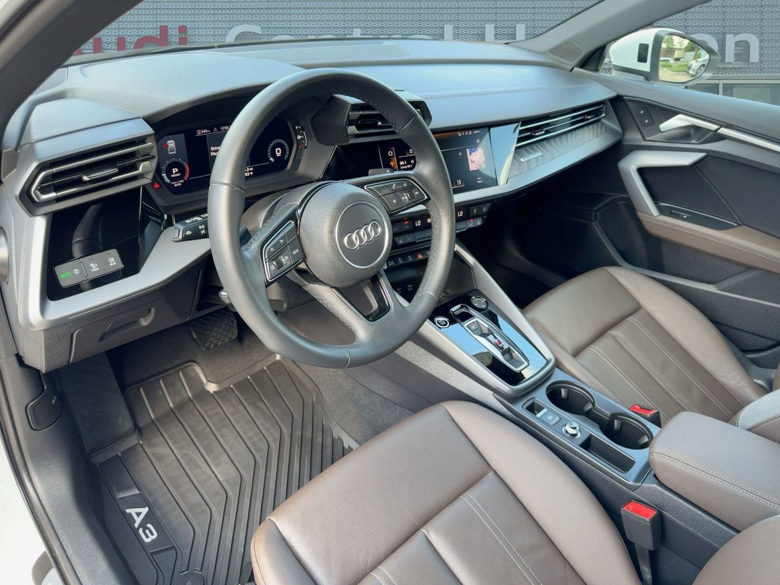 Used 2025 Audi A3 2.0T Premium image 4