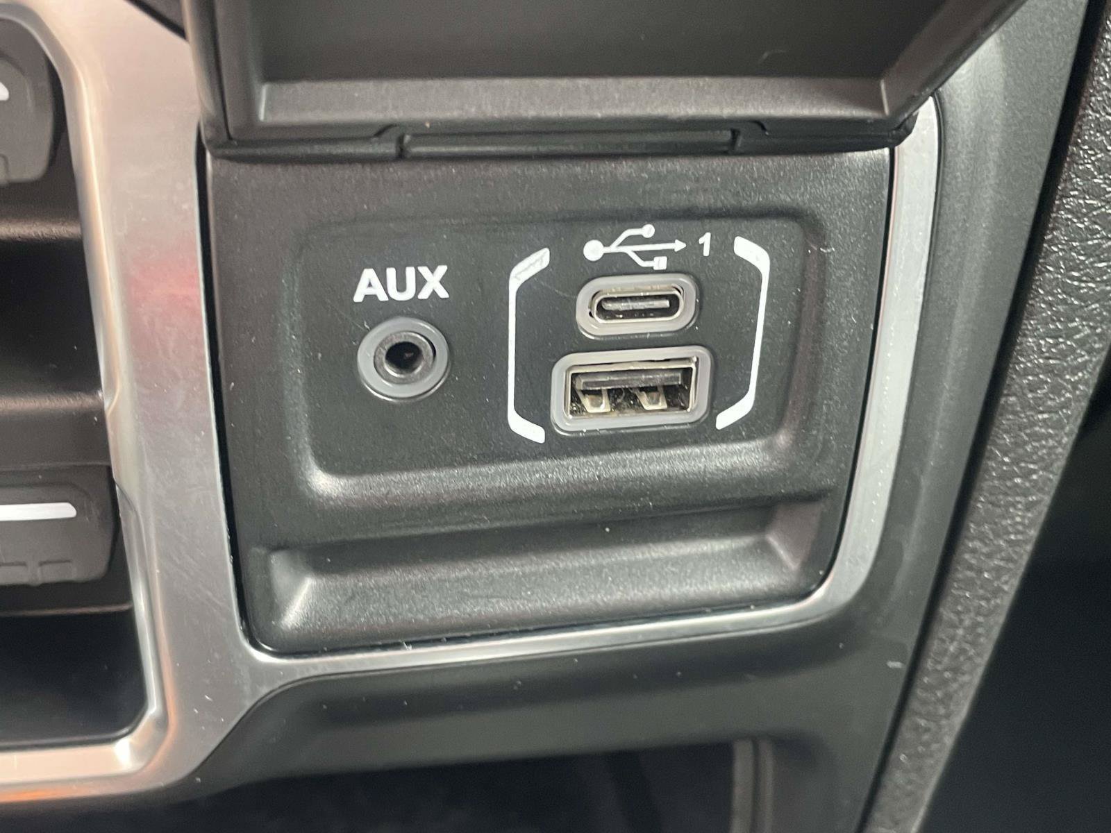 Used 2025 Jeep Gladiator Sport AWD/4WD image 20