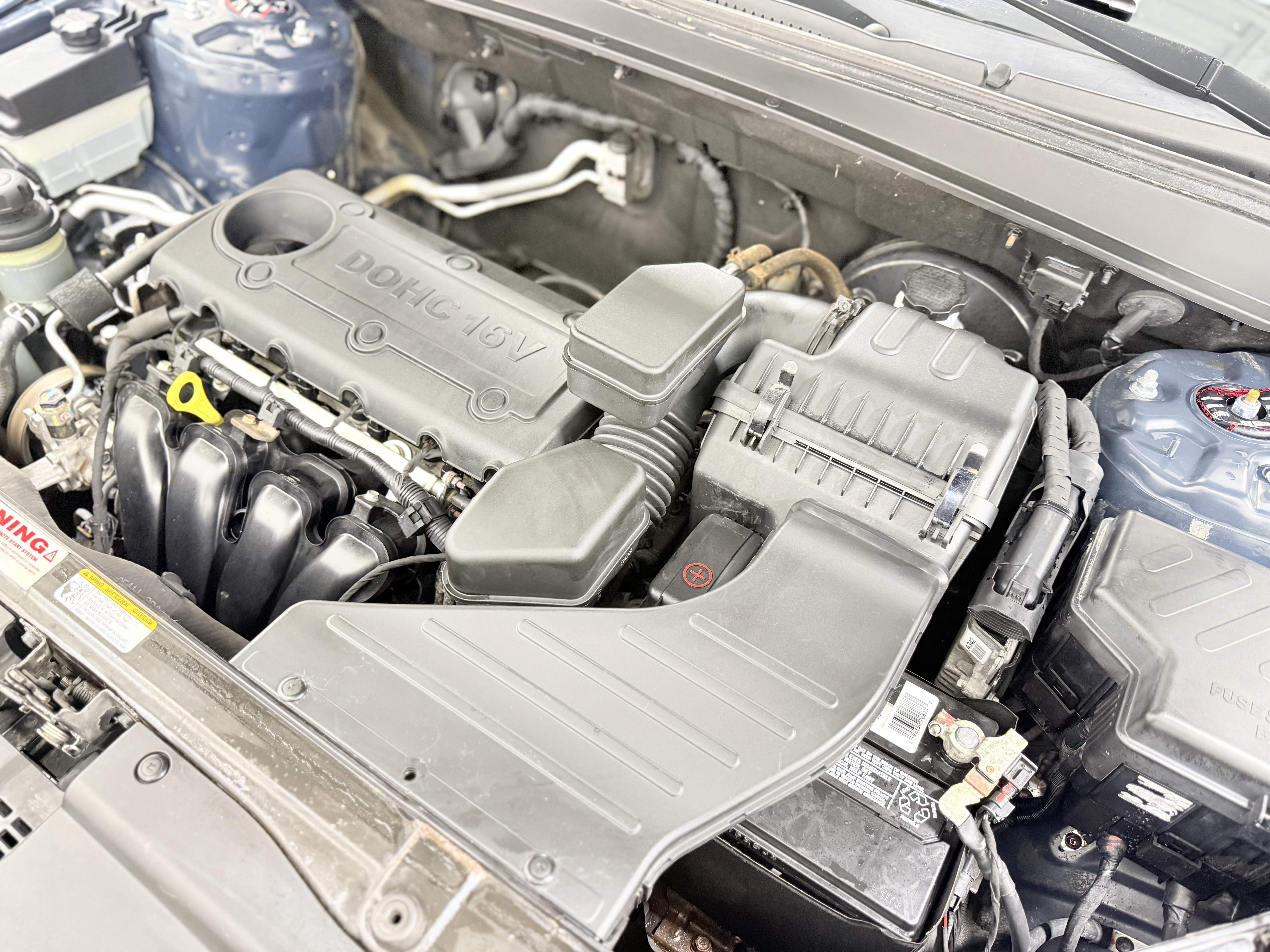 Used 2012 Hyundai Santa Fe GLS image 26