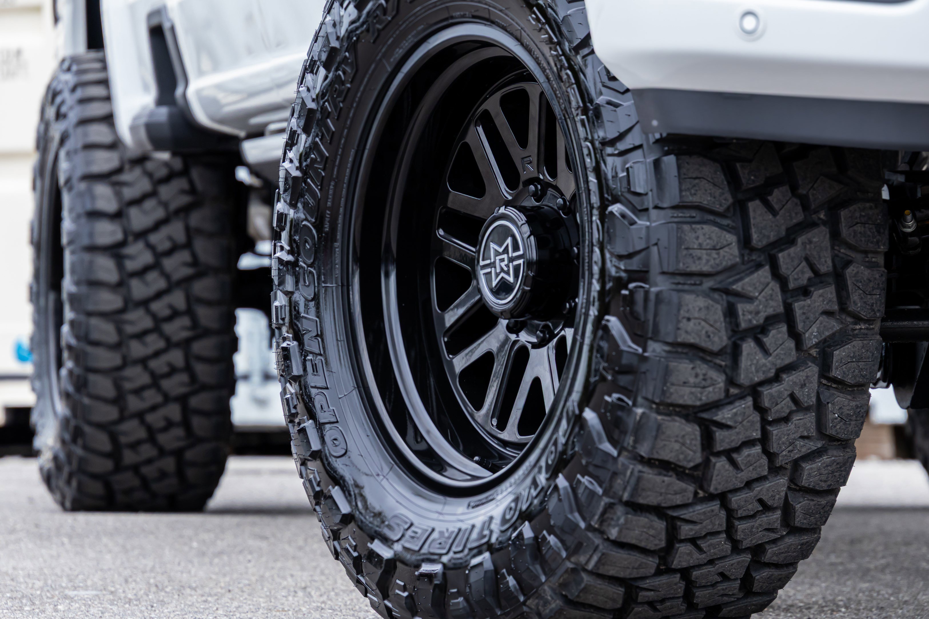 New 2026 Ford F350 Platinum image 23