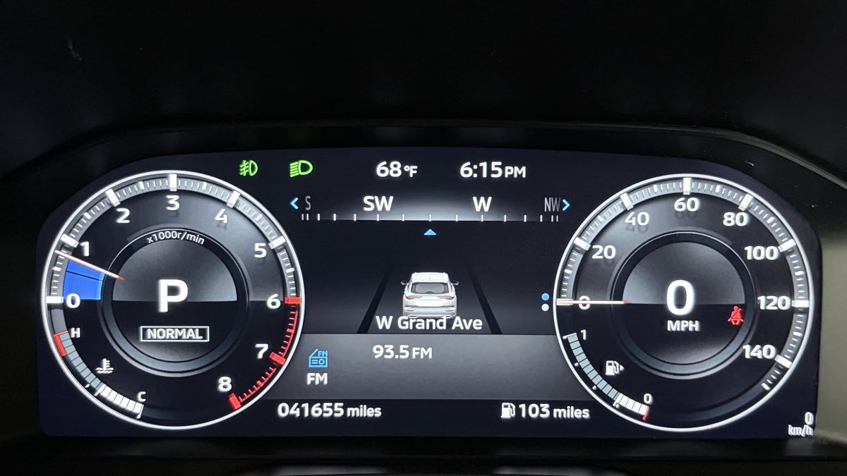 Used 2023 Mitsubishi Outlander ES AWD/4WD image 17