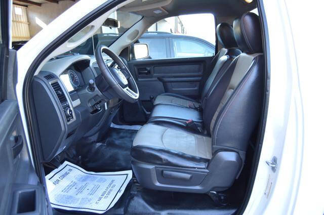 Used 2011 RAM 1500 Express image 31