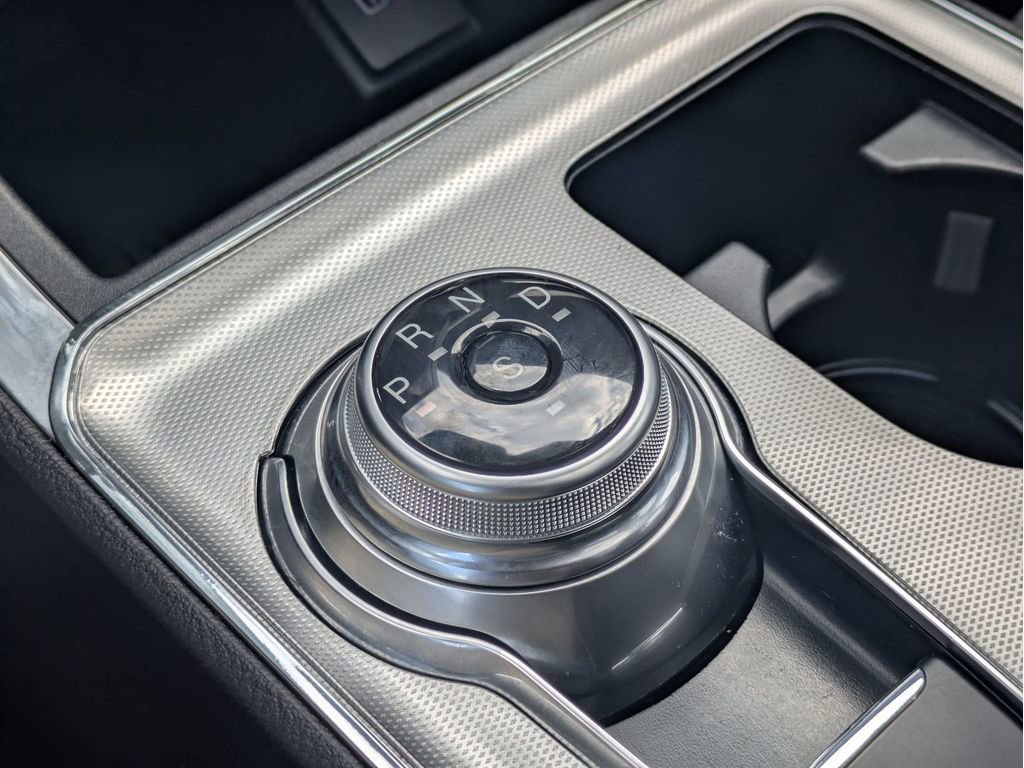 Certified 2024 Ford Edge ST w/ Equipment Group 401A image 17