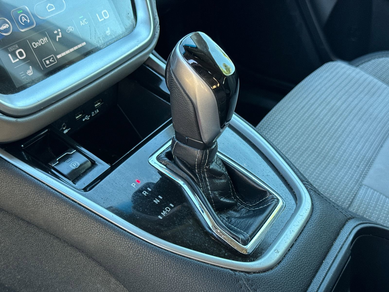 Certified 2022 Subaru Outback Premium image 16