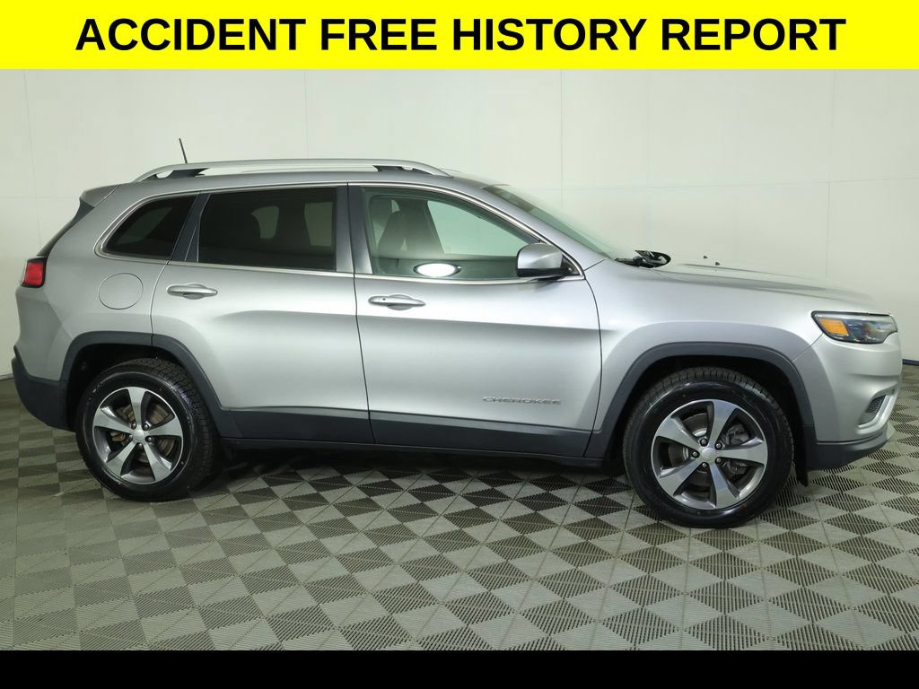 Used 2020 Jeep Cherokee Limited AWD/4WD image 2