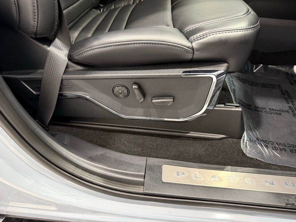 Certified 2026 Ford F450 Platinum AWD/4WD image 22