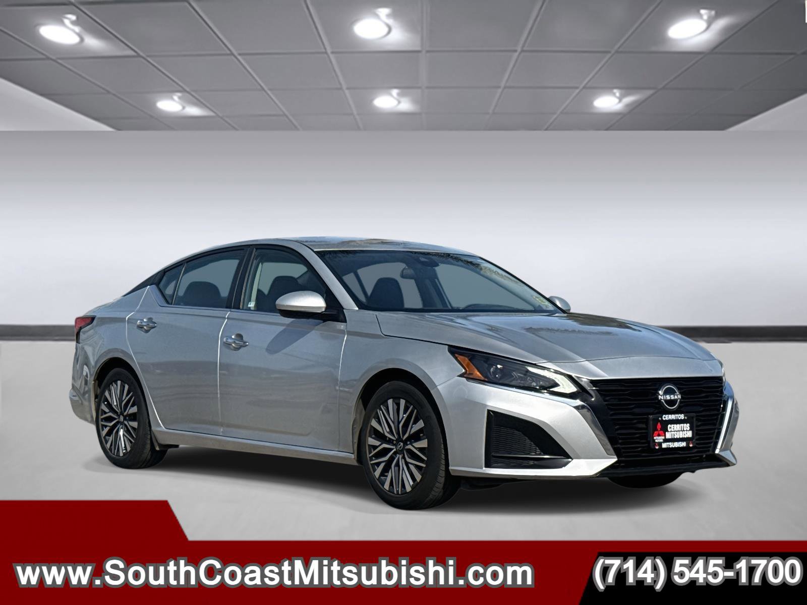 Used 2023 Nissan Altima 2.5 SV