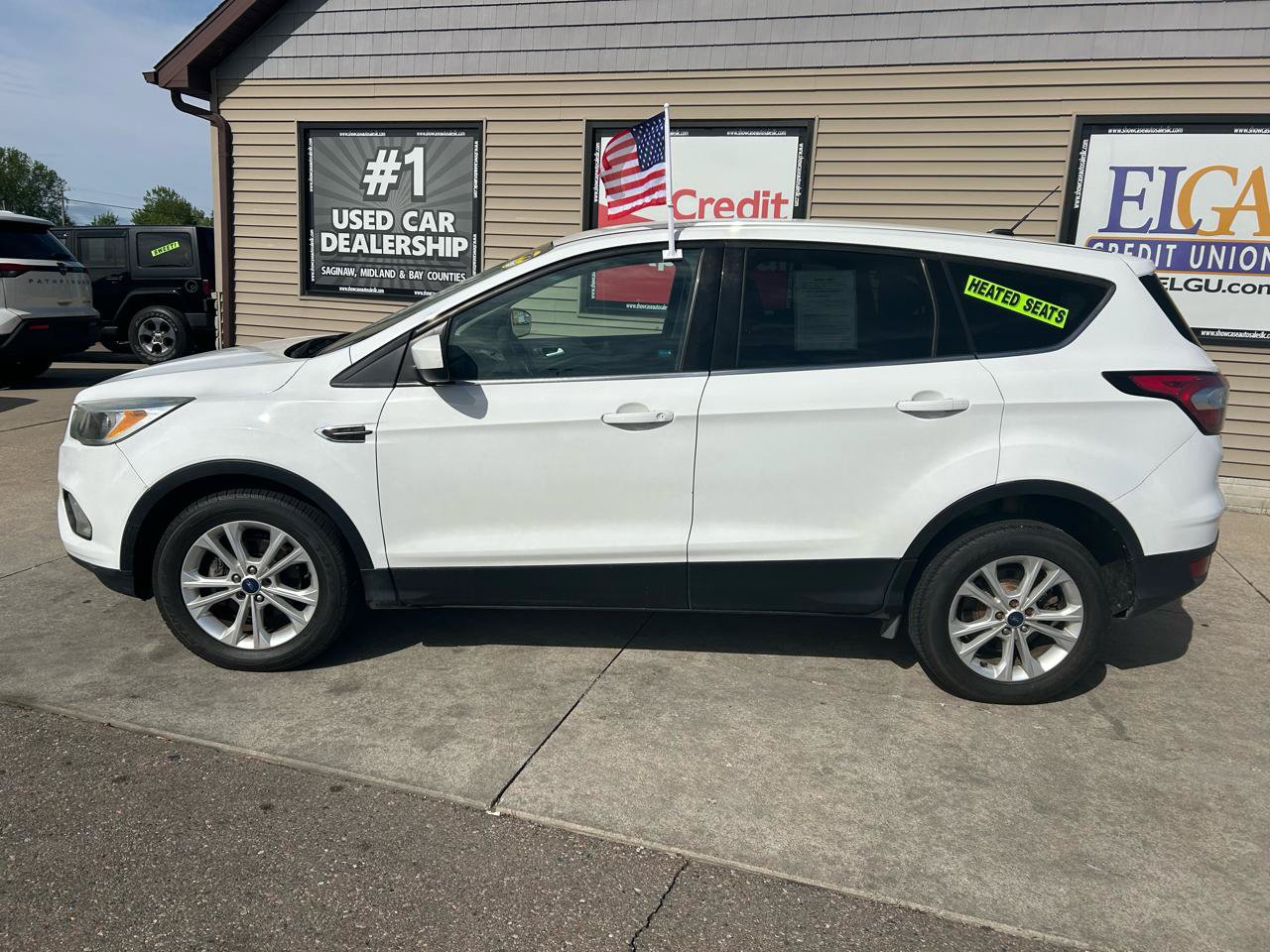 Used 2017 Ford Escape SE FWD image 8