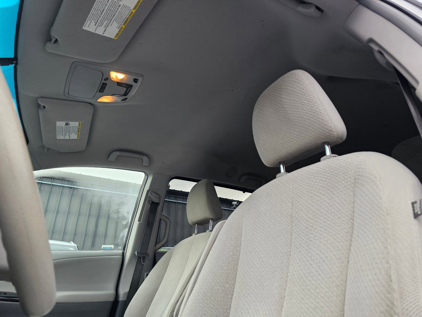 Used 2014 Toyota Sienna LE image 21