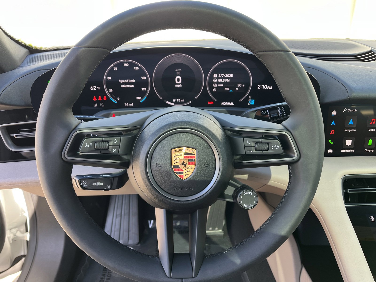 New 2025 Porsche Taycan image 17