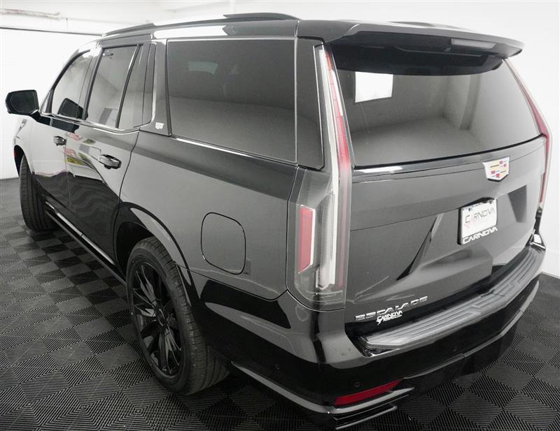 Used 2021 Cadillac Escalade Premium Luxury w/ Driver Assist Tech Package image 6