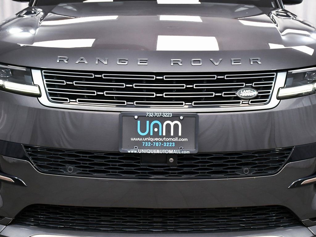 Used 2023 Land Rover Range Rover Sport SE Dynamic image 80