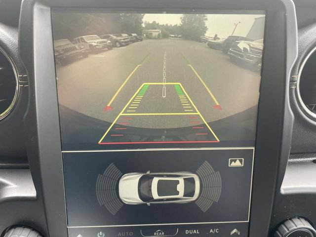 Certified 2022 Jeep Wrangler Unlimited Sahara AWD/4WD image 31