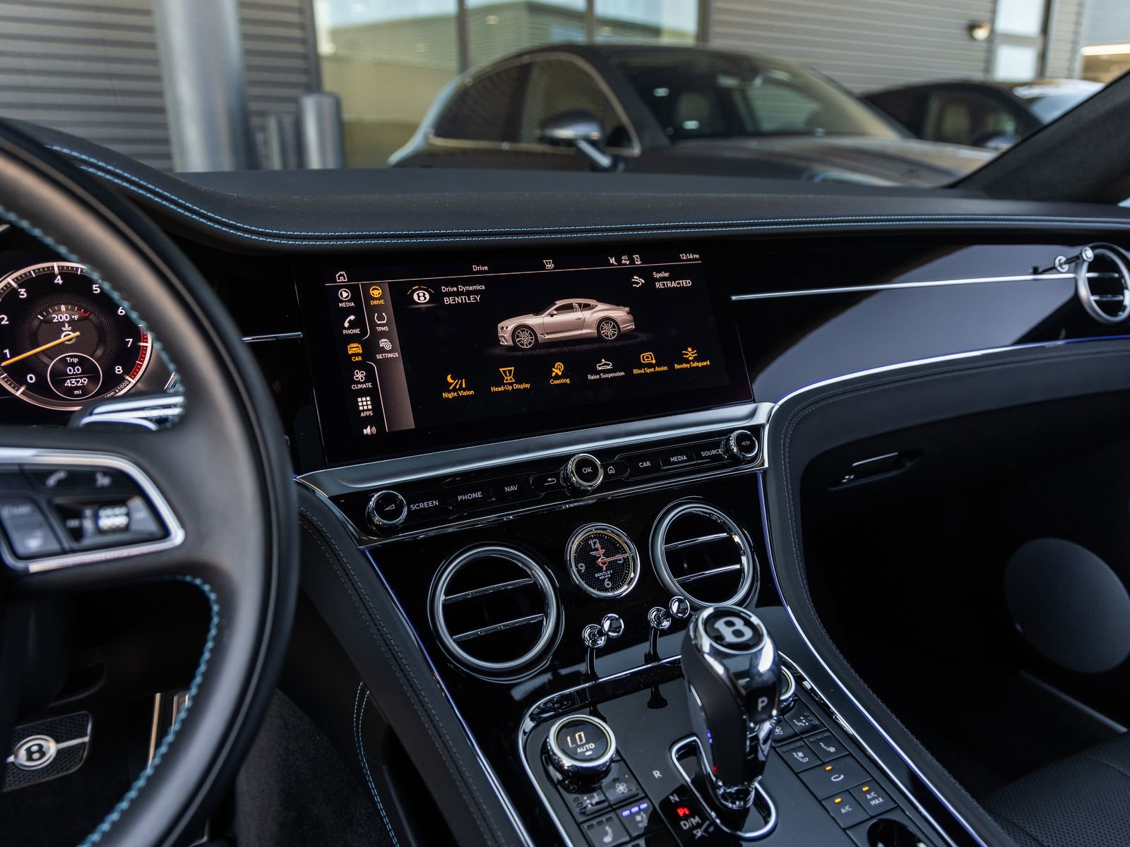 Used 2024 Bentley Continental GT image 33